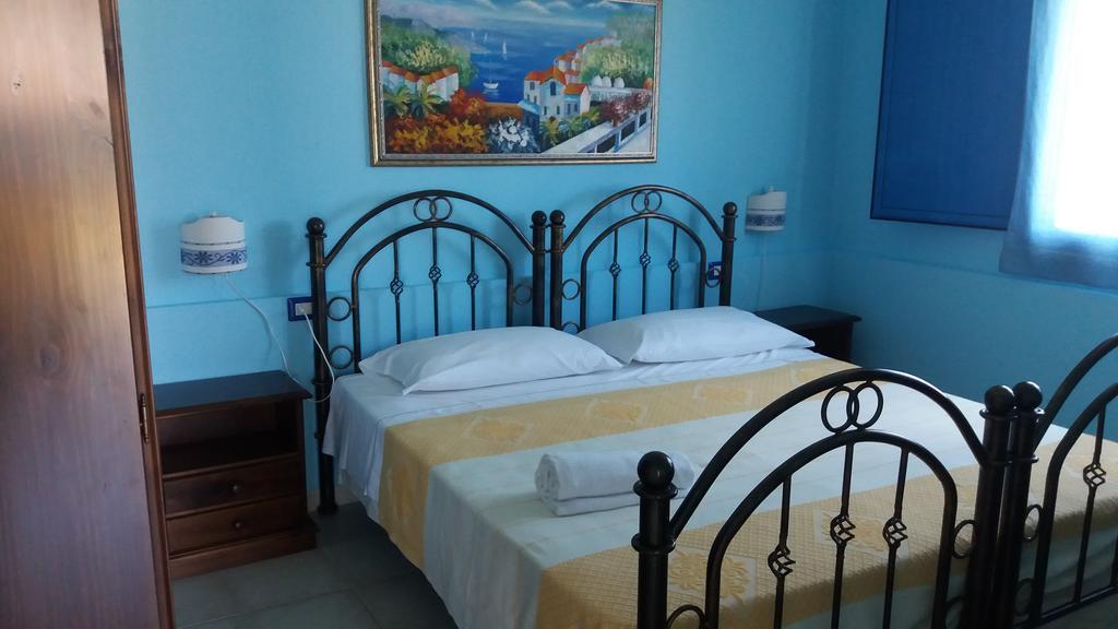 Hotel Baia Cea Bari Sardo Exterior photo