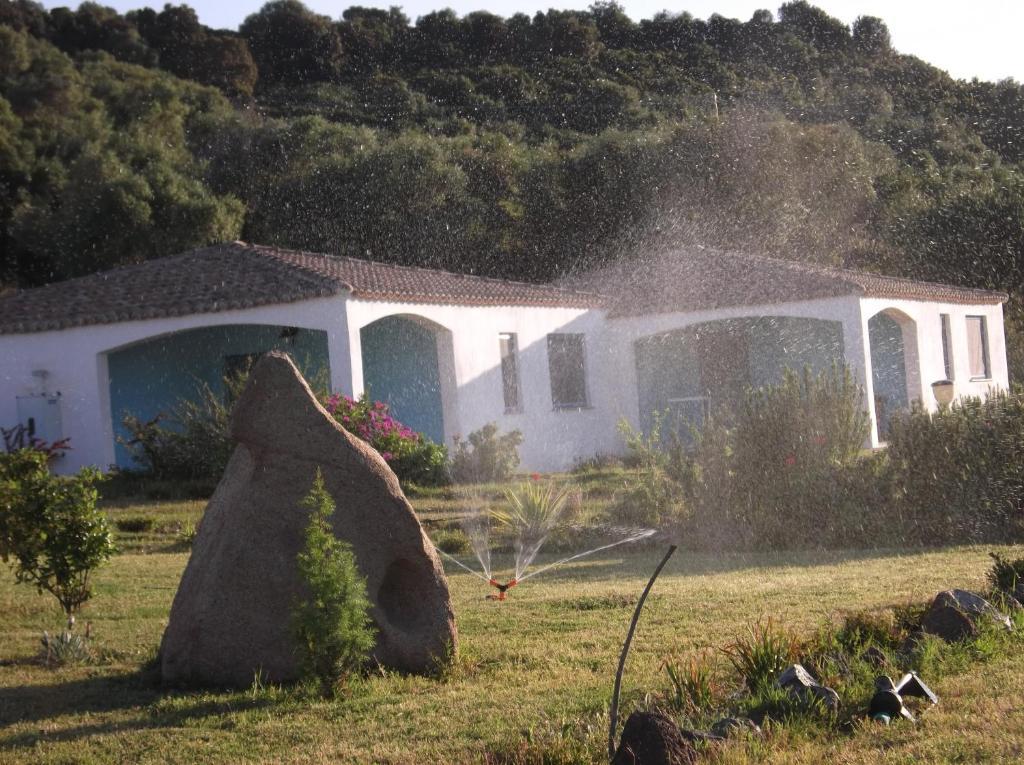 Hotel Baia Cea Bari Sardo Exterior photo